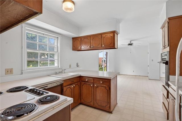 4613 Mallard CRES, Portsmouth, VA 23703
