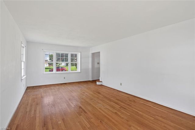 4613 Mallard CRES, Portsmouth, VA 23703