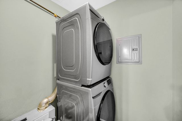 16145 Hermitage Avenue, Markham, IL 60428