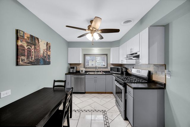 16145 Hermitage Avenue, Markham, IL 60428