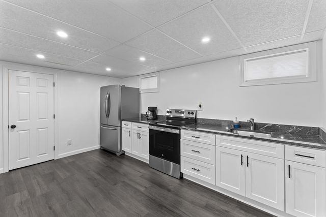 77-79 Harrington Ave, Shrewsbury, MA 01545