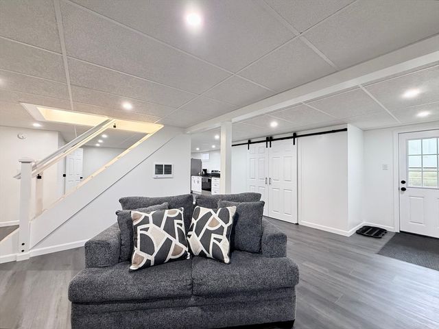 77-79 Harrington Ave, Shrewsbury, MA 01545