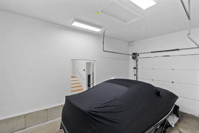 77-79 Harrington Ave, Shrewsbury, MA 01545