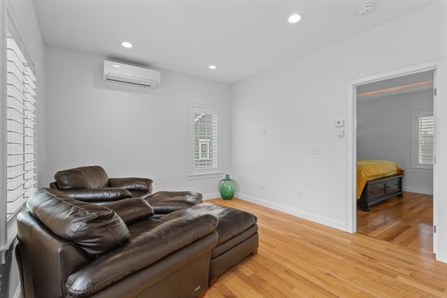 77-79 Harrington Ave, Shrewsbury, MA 01545