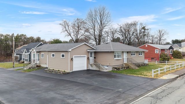 77-79 Harrington Ave, Shrewsbury, MA 01545