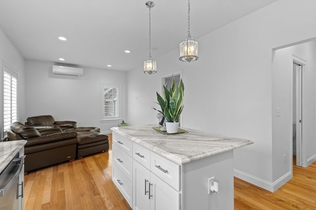 77-79 Harrington Ave, Shrewsbury, MA 01545