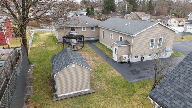 77-79 Harrington Ave, Shrewsbury, MA 01545