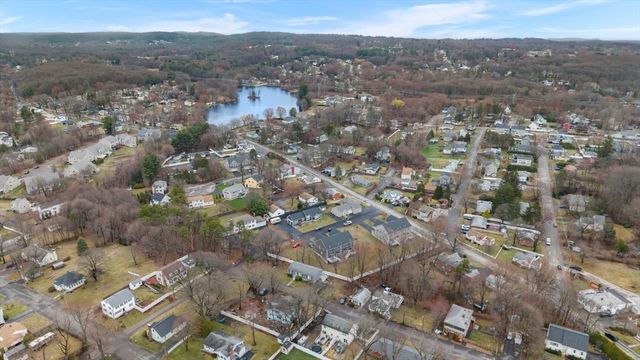 77-79 Harrington Ave, Shrewsbury, MA 01545