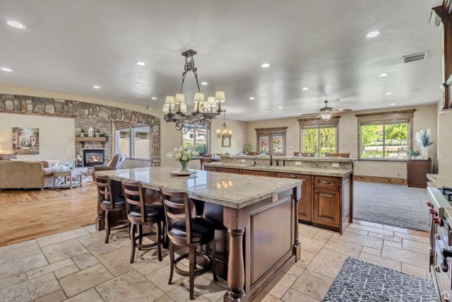 812 W 4230 N, Pleasant Grove, UT 84062