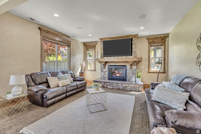 812 W 4230 N, Pleasant Grove, UT 84062