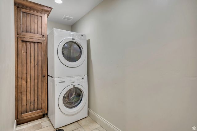 812 W 4230 N, Pleasant Grove, UT 84062