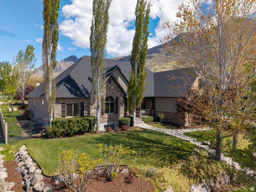 Image 1 of property listing at 812 W 4230 N, Pleasant Grove, UT 84062