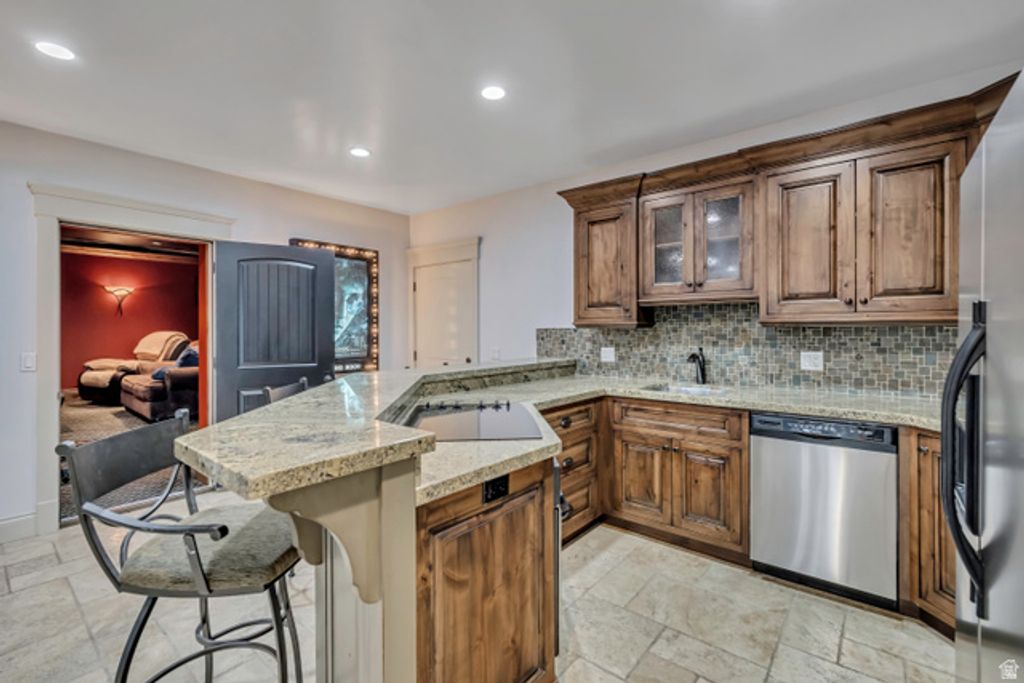 Image 45 of property listing at 812 W 4230 N, Pleasant Grove, UT 84062