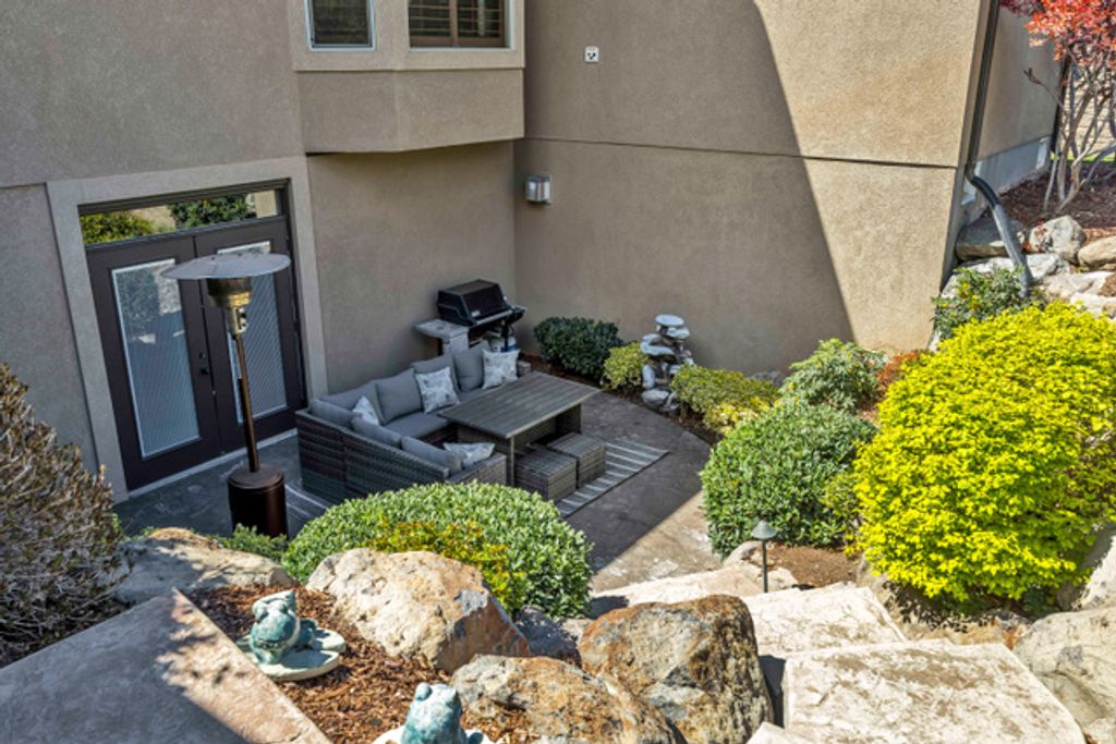 Image 61 of property listing at 812 W 4230 N, Pleasant Grove, UT 84062