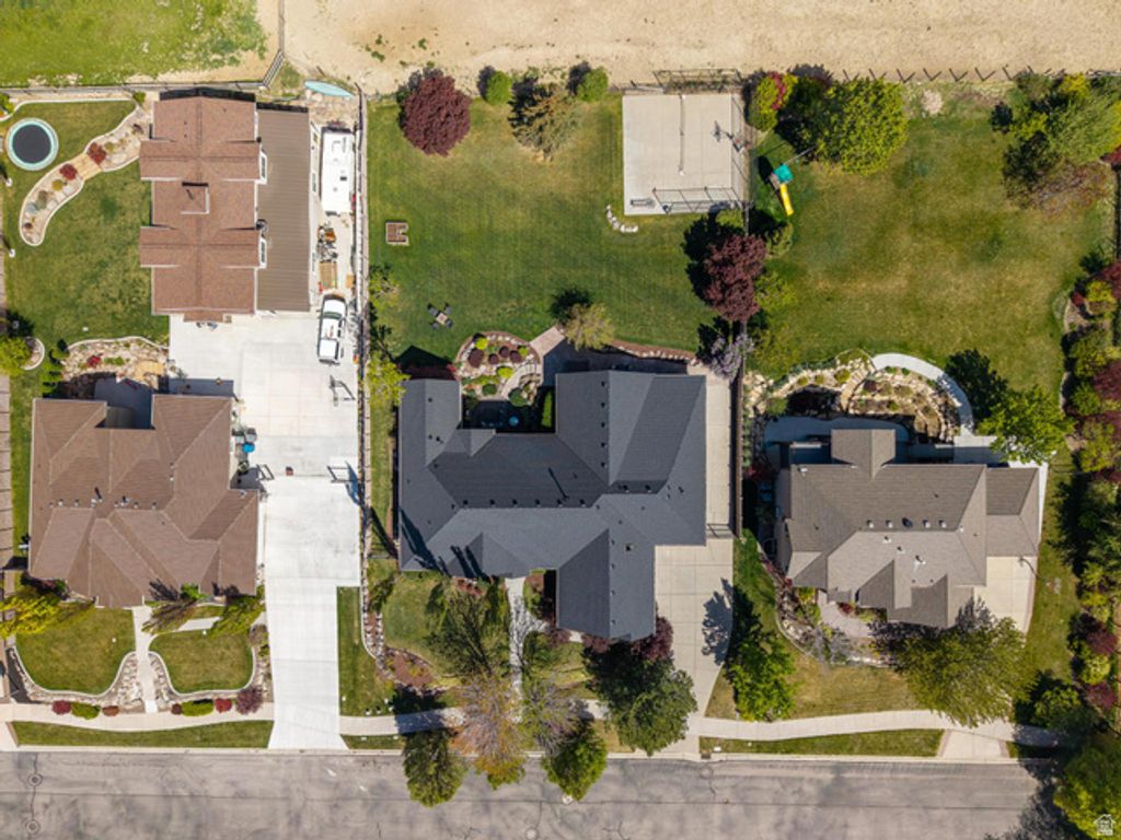 Image 70 of property listing at 812 W 4230 N, Pleasant Grove, UT 84062