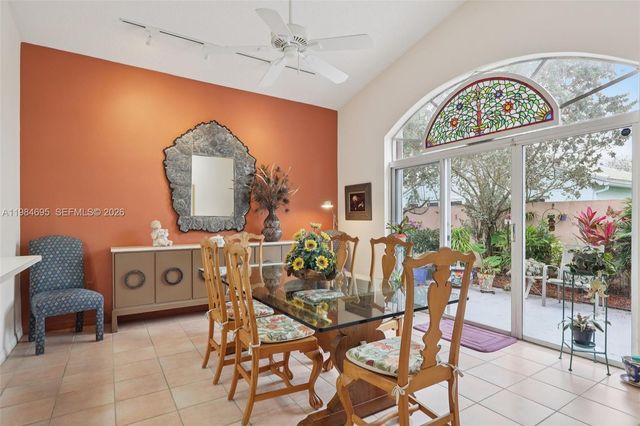 15201 S Wilshire Cir S, Pembroke Pines, FL 33027