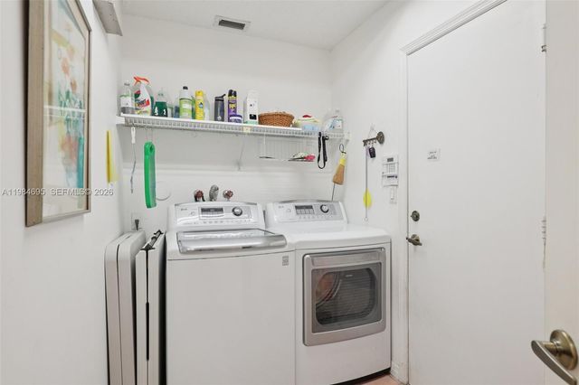 15201 S Wilshire Cir S, Pembroke Pines, FL 33027