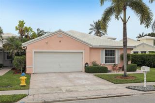 15201 S Wilshire Cir S, Pembroke Pines, FL 33027