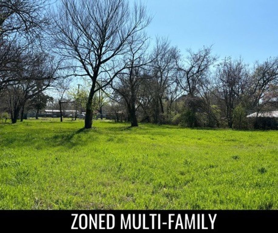 740 E Waco Avenue, Cooper, TX 75432