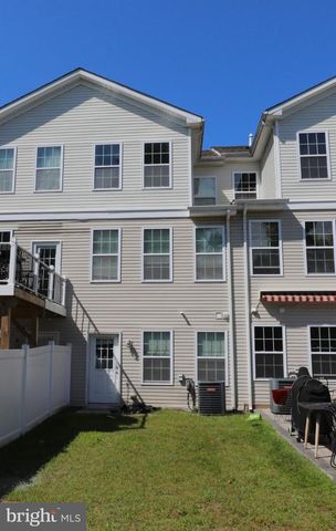 10 ROWAND WAY E, Clementon, NJ 08021