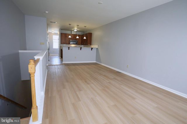 10 ROWAND WAY E, Clementon, NJ 08021