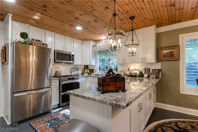 6782 windward hills Drive, Brecksville, OH 44141