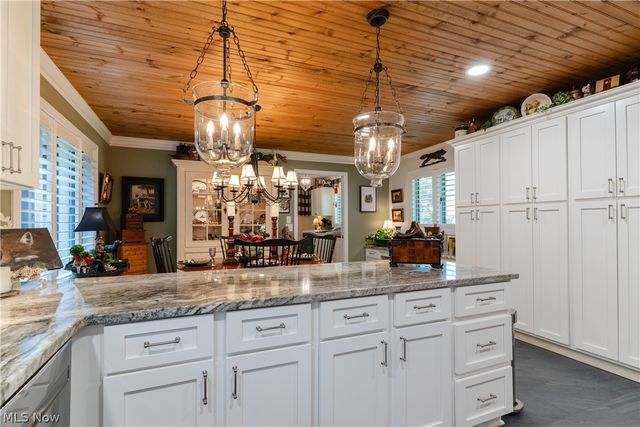 6782 windward hills Drive, Brecksville, OH 44141