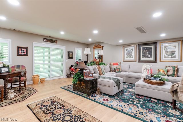 6782 windward hills Drive, Brecksville, OH 44141