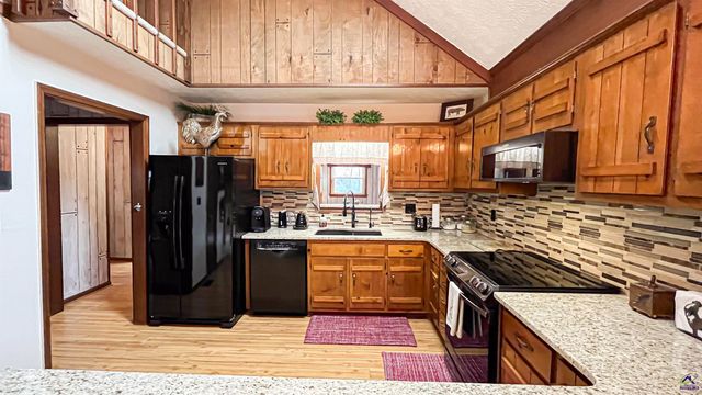 523 Fredonia Church Road, Barnesville, GA 30204