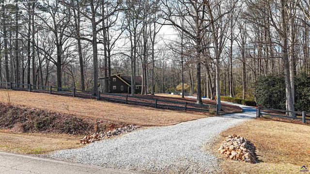 523 Fredonia Church Road, Barnesville, GA 30204