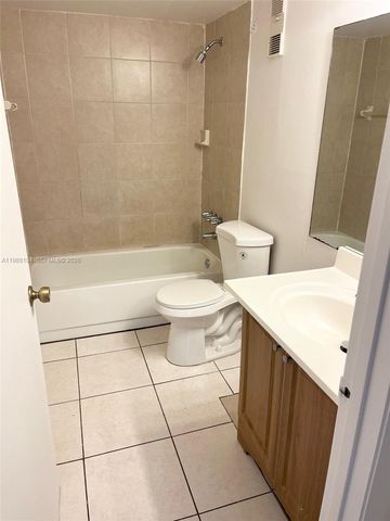 2034 NW 43rd Ter 3, Lauderhill, FL 33313