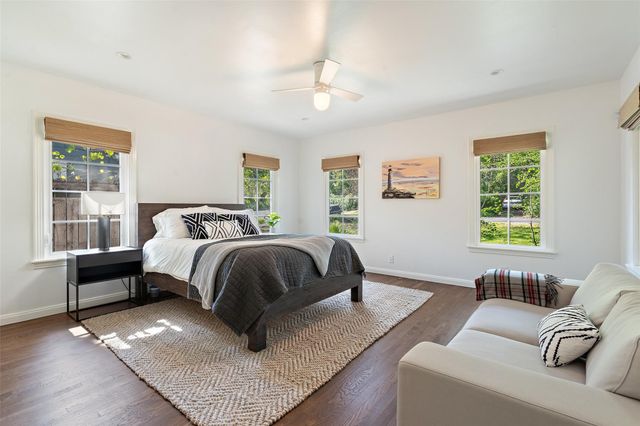 2202 Montclaire ST, Austin, TX 78704