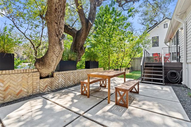 2202 Montclaire ST, Austin, TX 78704