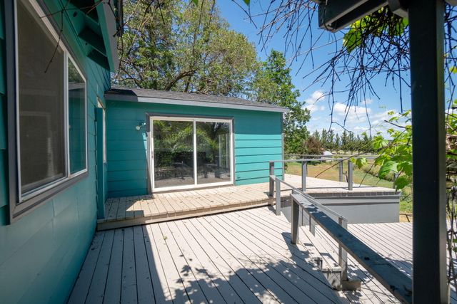 4970 Old Stage Road, Central Point, OR 97502
