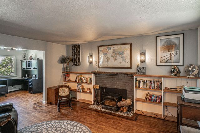 4970 Old Stage Road, Central Point, OR 97502