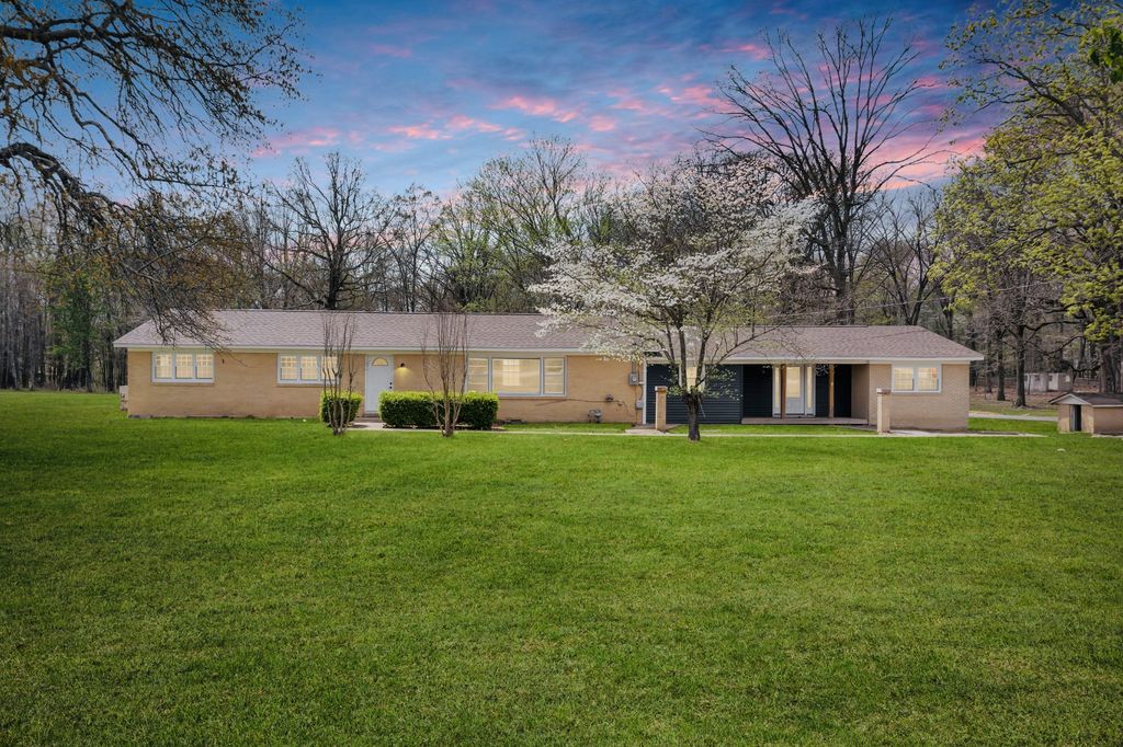 8701 Tullahoma Hwy, Estill Springs, TN 37330