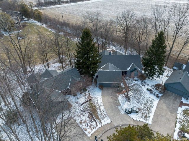 7117 Twelve Oak Court, Fort Wayne, IN 46804