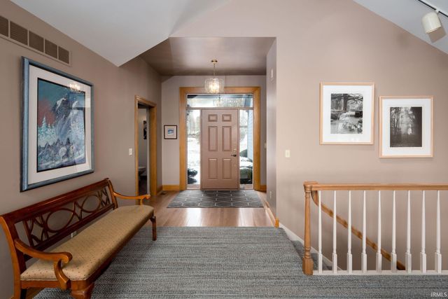 7117 Twelve Oak Court, Fort Wayne, IN 46804