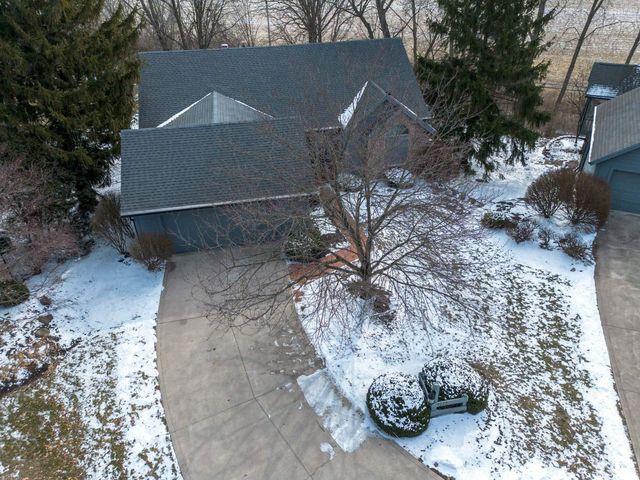 7117 Twelve Oak Court, Fort Wayne, IN 46804