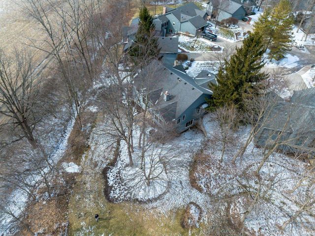 7117 Twelve Oak Court, Fort Wayne, IN 46804