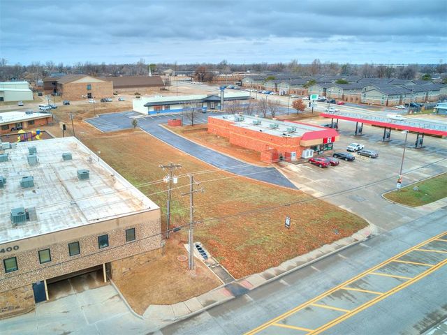 1308 Holly Avenue, Yukon, OK 73099