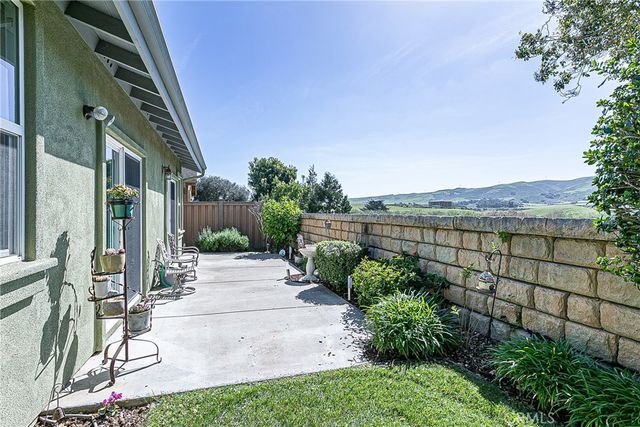 387 Penelope Lane, Santa Maria, CA 93455