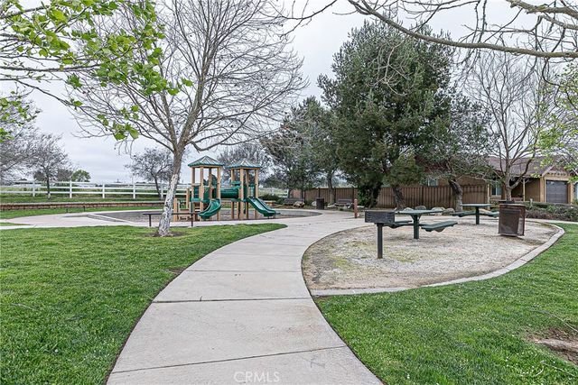 387 Penelope Lane, Santa Maria, CA 93455