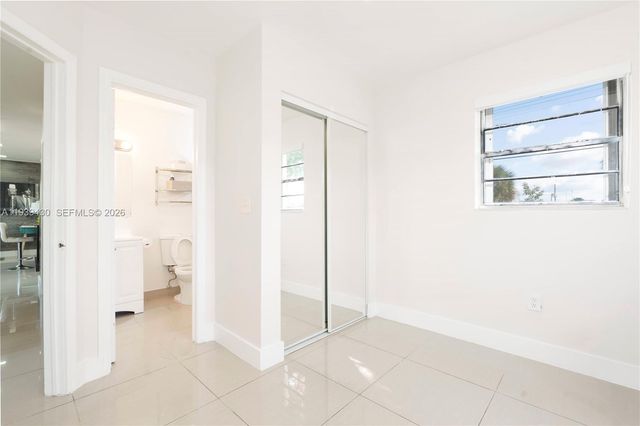 20731 NW 32nd Pl, Miami Gardens, FL 33056