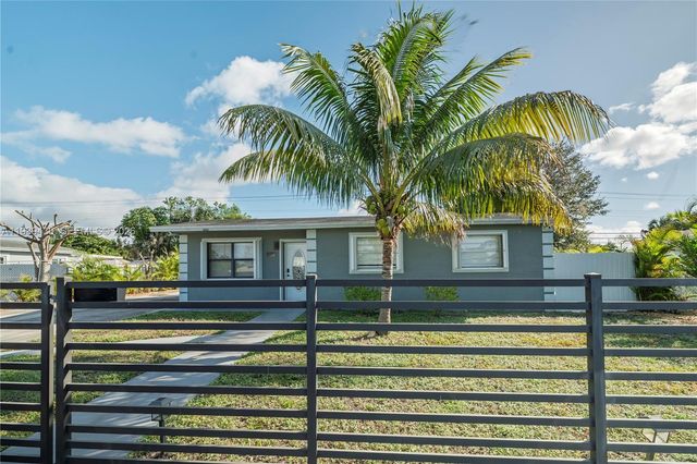 20731 NW 32nd Pl, Miami Gardens, FL 33056