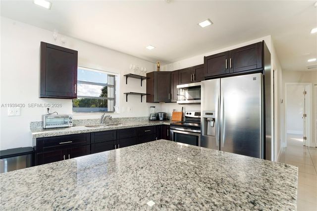 20731 NW 32nd Pl, Miami Gardens, FL 33056