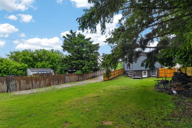 401 Harvey AVENUE, Waukesha, WI 53186