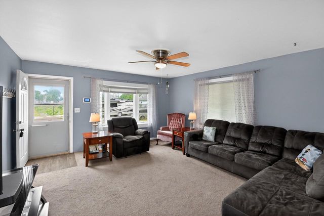 401 Harvey AVENUE, Waukesha, WI 53186