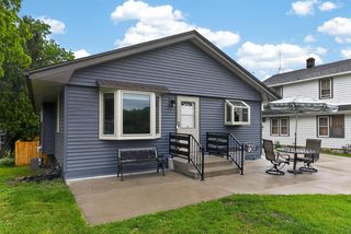 401 Harvey AVENUE, Waukesha, WI 53186