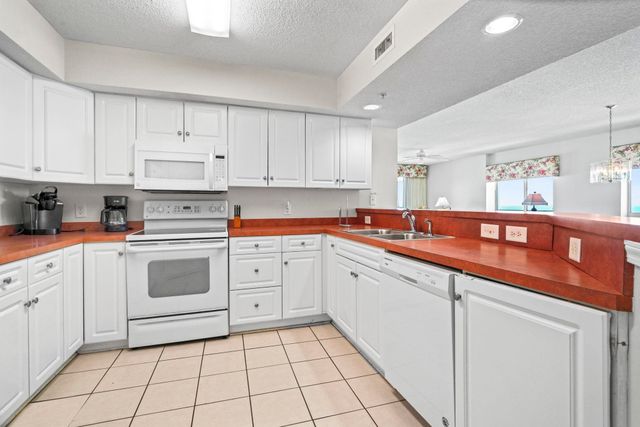 5700 N Ocean Blvd Unit 1211, North Myrtle Beach, SC 29582